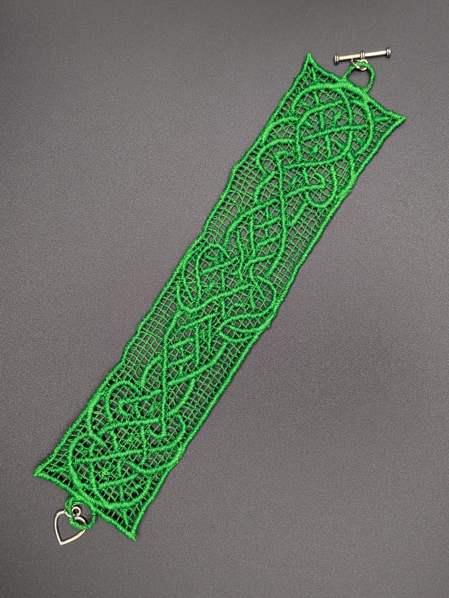 Embroidered Bracelet Celtic 1
