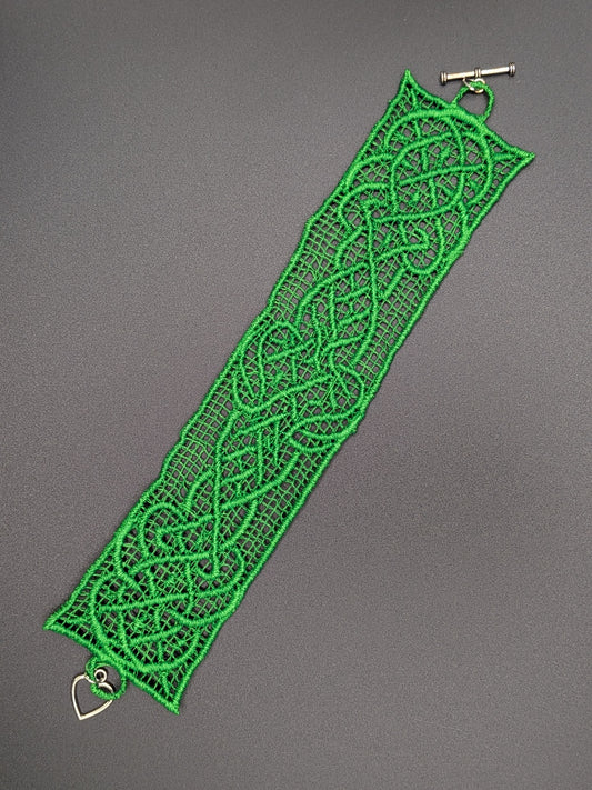 Embroidered Bracelet Celtic 1